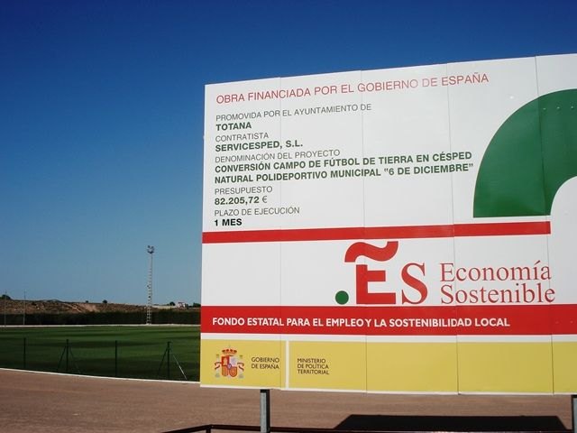 According to IU in Totana, "the imminent demise of Lorca Deportiva, highlights the failure of the Councillor for Sports", Foto 1