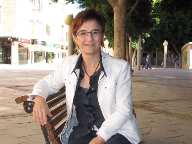 Esther Herguedas repite como candidata de IU a la alcaldía de Murcia en las elecciones de 2011 - 2, Foto 2