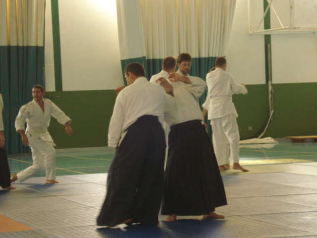 Los alumnos del Club de Aikido perfeccionan las tcnicas del arte marcial - 8