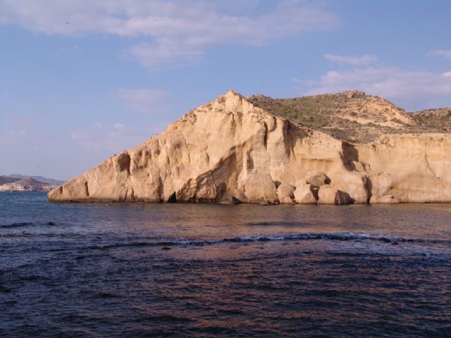 The Department of Sports organized a hiking out on the beaches of Aguilas and San Juan de los Terreros (Almeria), Foto 1
