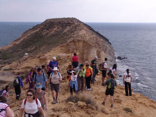 The Department of Sports organized a hiking out on the beaches of Aguilas and San Juan de los Terreros (Almeria), Foto 3