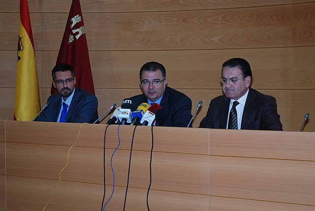 Leopoldo Navarro cree que la política de fomento del voluntariado está calando en las empresas de la Región - 1, Foto 1