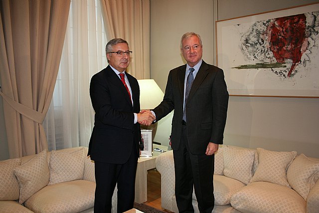 Reunión del presidente de la  Comunidad con el ministro de Fomento - 1, Foto 1