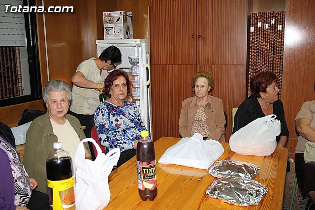 La concejal de Mujer e Igualdad de Oportunidades visita las nuevas dependencias de la Asociacin de Amas de Casa y Usuarios las 