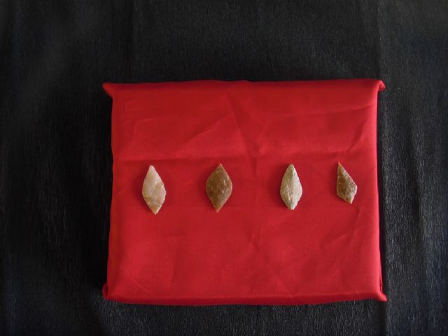 ´Las cuatro puntas de flecha´ y ´La maza y la rodela´ son las piezas protagonistas en el arqueológico y en el museo de Semana Santa - 2, Foto 2
