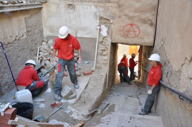 La Escuela Taller de Mula comienza las obras de ampliación de la plaza Martibánez - 1, Foto 1