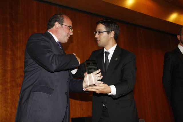 El Colegio celebra su X Aniversario y entrega los premios profesionales en una noche memorable - 1, Foto 1