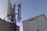 Denuncian siete años de oscurantismo del ayuntamiento ante la existencia de una antena ilegal de telefonía móvil en Cala Flores
