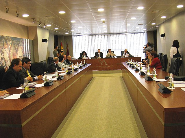 Sotoca asegura que los efectos de la crisis se han notado menos en la Región que en el conjunto de España, en los dos últimos años - 2, Foto 2