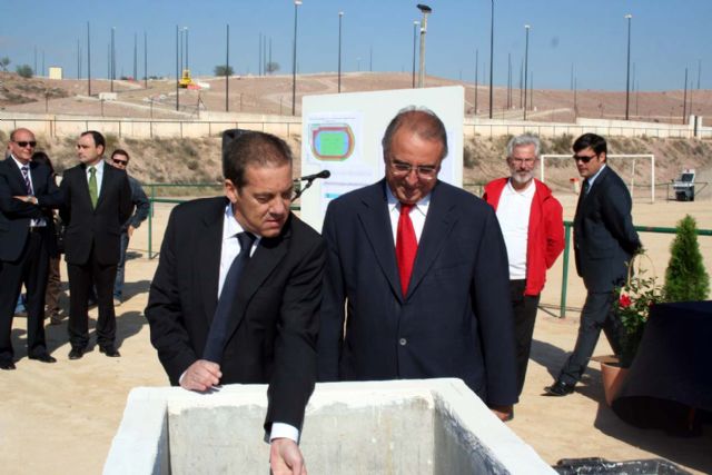En la mañana de hoy ha sido colocada la primera piedra de varias obras deportivas - 5, Foto 5