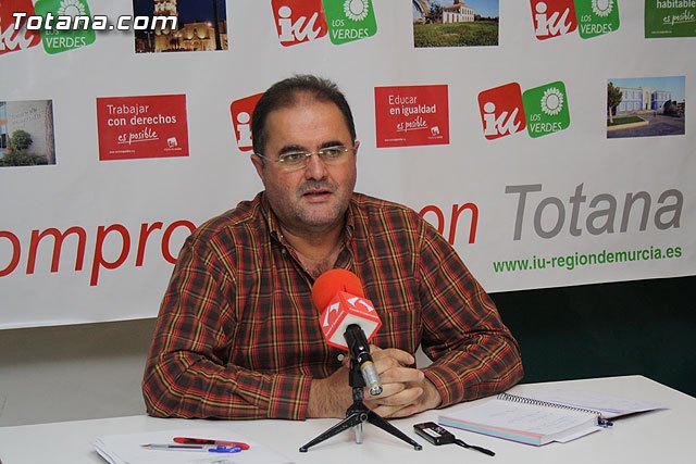 Rueda de prensa IU Totana valoración actualidad política municipal, Foto 1