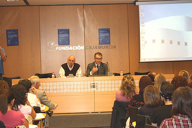 El director general de Atención al Ciudadan o presenta la jornada 'El abordaje de la tartamudez en edades tempranas' - 1, Foto 1