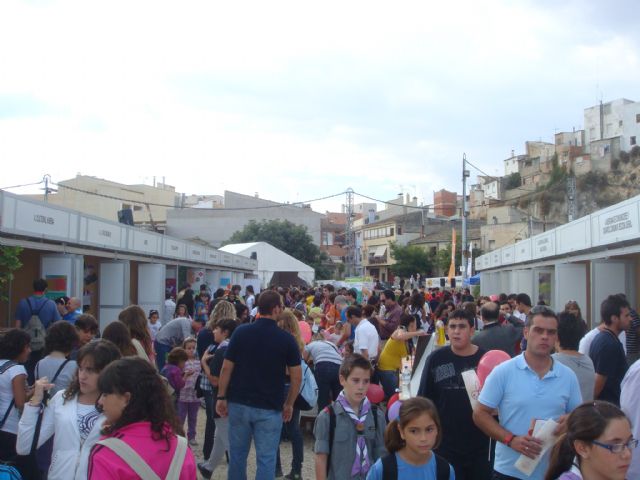 20 jóvenes alguaceños del Programa Nueve.e visitan el XI Zona Joven de Caravaca - 2, Foto 2