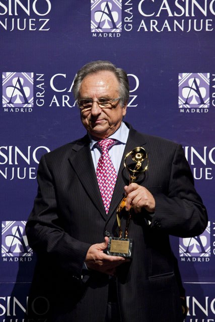 Toms Fuertes recibe la Antena de Oro 2010 al ser valorado como mejor empresario del año, Foto 3