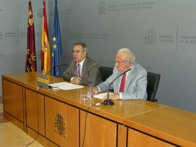 El Gobierno de Rodríguez Zapatero invierte para el curso 2009-2010 más de 47,5 M€ en becas y ayudas para 42.200 alumnos murcianos - 1, Foto 1