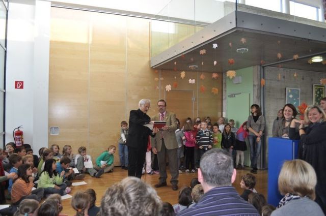 El alcalde del distrito Josefstadt de Viena saluda al C.P. San Antonio - 3, Foto 3