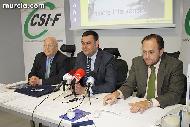 El alcalde y el Director General de Seguridad Ciudadana y Emergencias inauguran el curso 