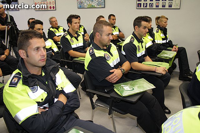 El alcalde y el Director General de Seguridad Ciudadana y Emergencias inauguran el curso 