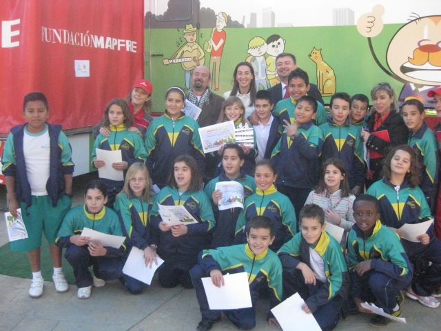Alrededor de mil escolares visitarán la Caravana de educación vial instalada en el jardín del Malecón - 1, Foto 1