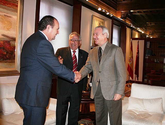 El jefe del Ejecutivo recibe al presidente de la Cámara de Comercio de Murcia - 2, Foto 2