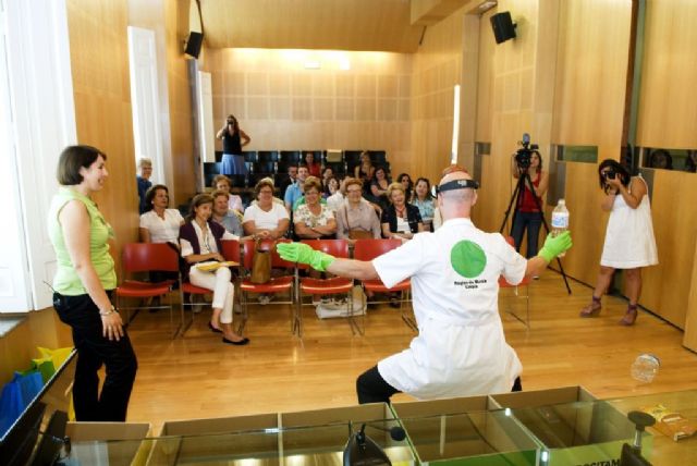 El ayuntamiento de Jumilla se adhiere a la nueva campaña de reciclado ´Verde que te quiero verde´ - 1, Foto 1