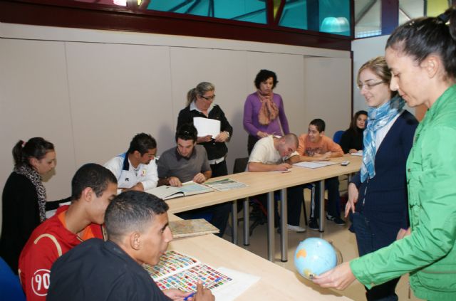 Impulsan un Programa de Cualificación Profesional para facilitar la inserción laboral de jóvenes que no han cursado la educación obligatoria - 1, Foto 1