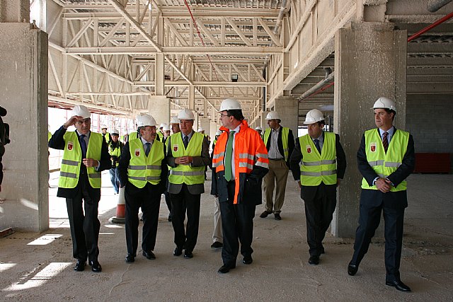 Finalizan las obras de la estructura y las cubiertas de la terminal de pasajeros y la torre de control del Aeropuerto Internacional - 3, Foto 3