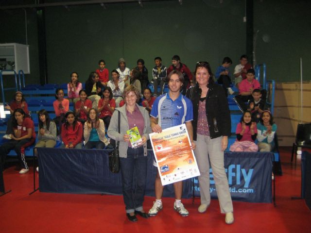 El C.P. Cuatro Santos, más cerca del tenis de mesa - 2, Foto 2