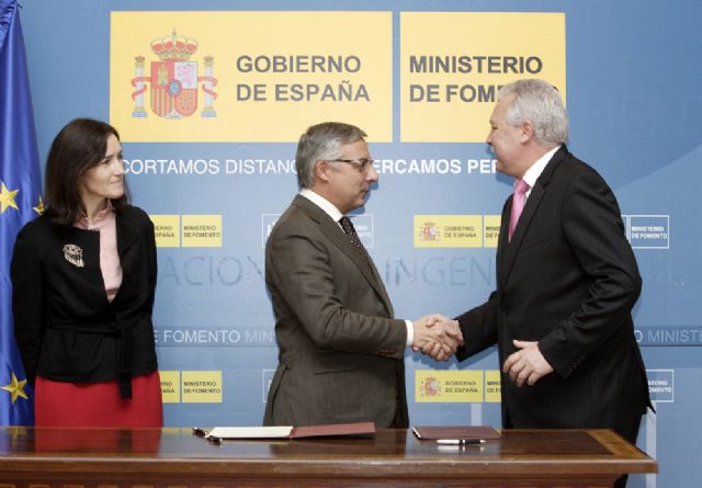 El ministro de Fomento firma el convenio del '1% Cultural' para la Ciudad de Begastri - 1, Foto 1
