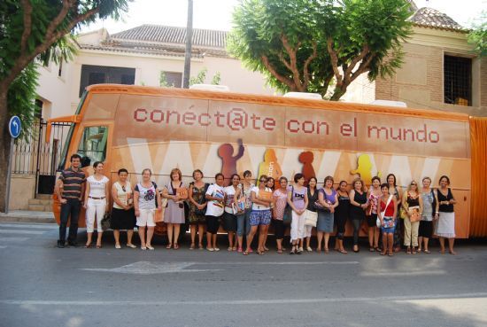 From 2 to 5 November will be installed in the Plaza of the Constitution, the mobile classroom "Internet to your needs", Foto 1