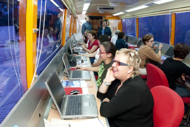 Internet a tu medida para mujeres en Pozo Estrecho - 1, Foto 1