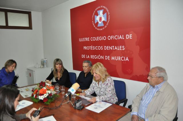 La presidenta de los protésicos de Murcia recurre su condena por intrusismo porque mantiene que no hay una verdadera prueba de cargo - 1, Foto 1