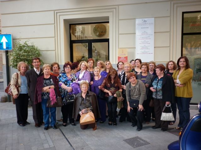 Cerca de 60 alguaceños visitan el Museo Ramón Gaya de Murcia - 2, Foto 2