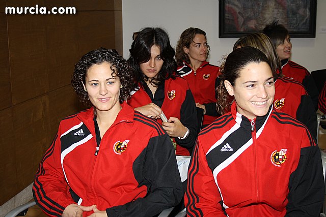 Autoridades municipales ofrecen una recepcin institucional a la Seleccin Española Femenina de Ftbol-Sala - 7