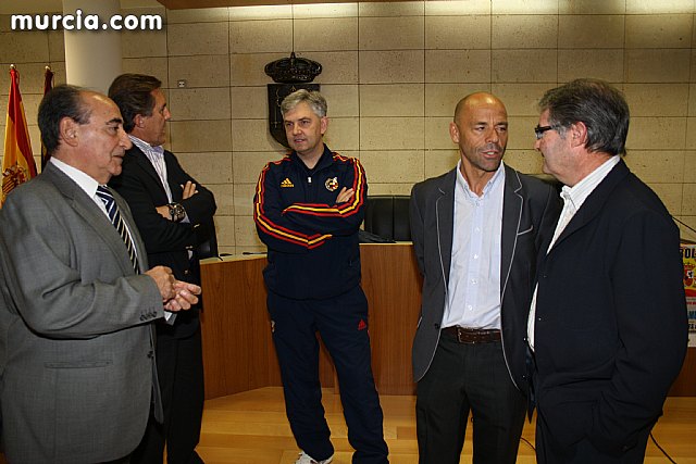 Autoridades municipales ofrecen una recepcin institucional a la Seleccin Española Femenina de Ftbol-Sala - 9