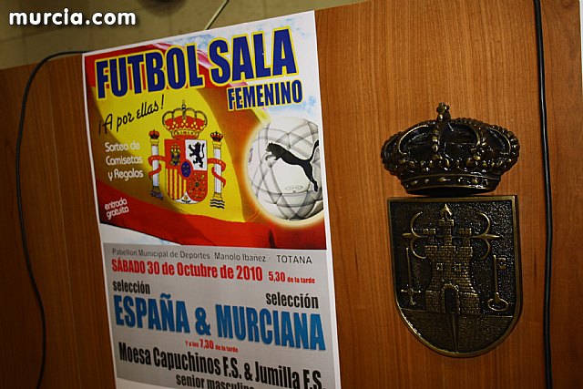 Autoridades municipales ofrecen una recepcin institucional a la Seleccin Española Femenina de Ftbol-Sala - 11