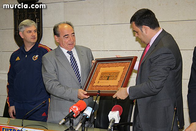 Autoridades municipales ofrecen una recepcin institucional a la Seleccin Española Femenina de Ftbol-Sala - 26