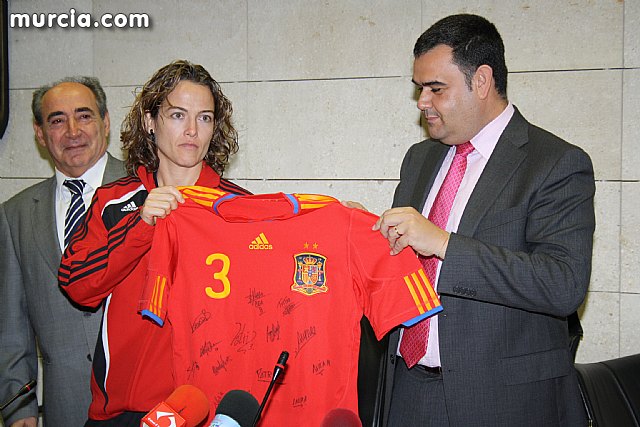 Autoridades municipales ofrecen una recepcin institucional a la Seleccin Española Femenina de Ftbol-Sala - 34