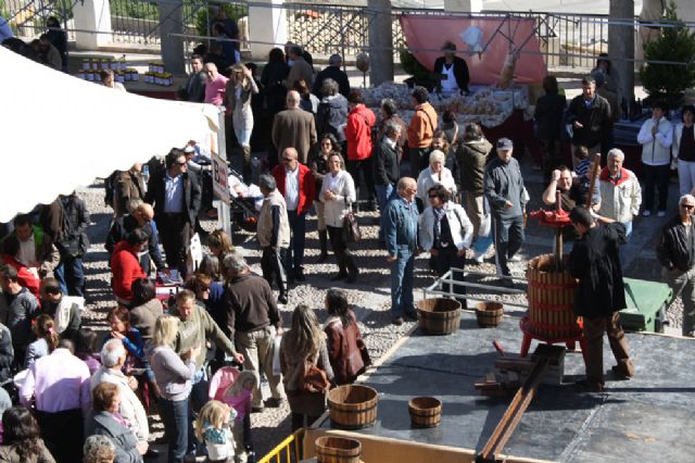 Comienza la nueva temporada del Mercadillo Artesanal 'El Mesoncico' - 3, Foto 3