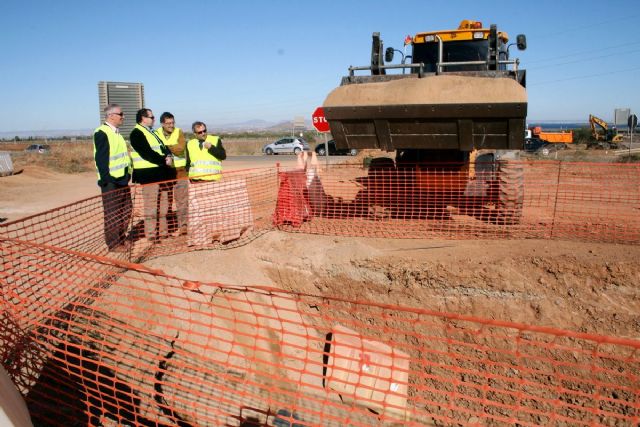 La rotonda que enlaza la autovía de La Manga con Los Nietos estará lista en Navidad - 3, Foto 3