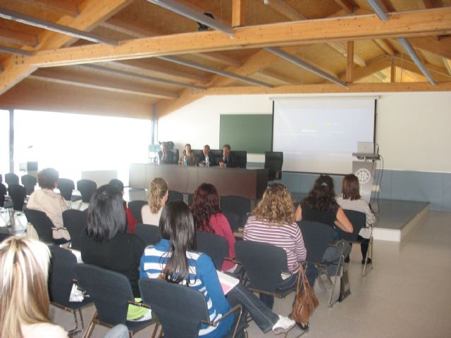 El curso de Bancaja y la ADLE reúne a 60 potenciales emprendedores en la UPCT - 1, Foto 1