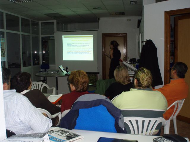 MIFITO organiza el curso Curso de Hábitos de Vida Saludables y Cuidados Adecuados de la Salud, Foto 4