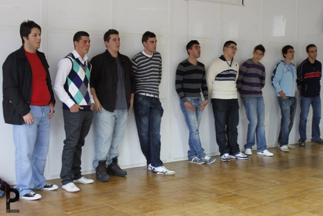 El pasado sábado 30 se presentó la asociación Medicina Musical en el recinto ferial Huerto la Rueda - 2, Foto 2