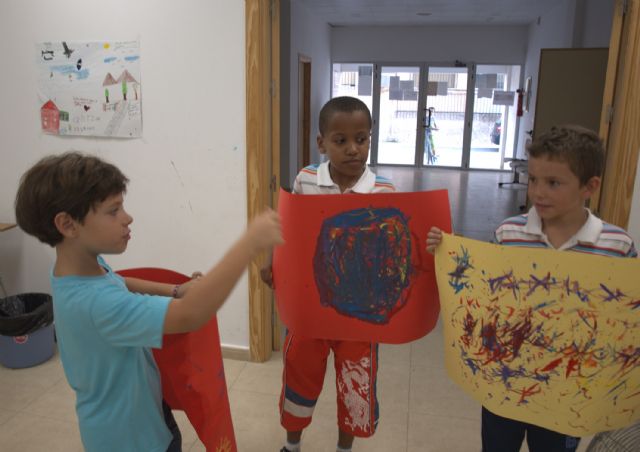 Los jóvenes torreños aprenden y se divierten en Mi barrio - 1, Foto 1