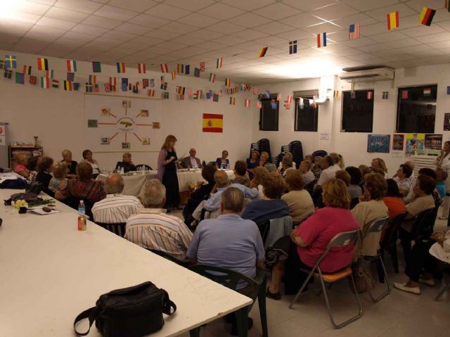 Recital Poético en la Semana Cultural de los Mayores de Santa Ana - 1, Foto 1