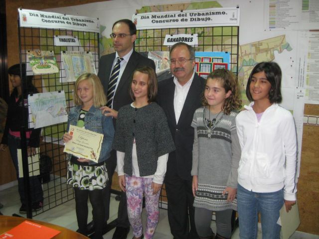 Urbanismo premia a los escolares que han dibujado la parte que más les gusta de la ciudad - 2, Foto 2