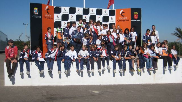 Los alumnos del C.P. Mediterráneo, a toda velocidad - 1, Foto 1