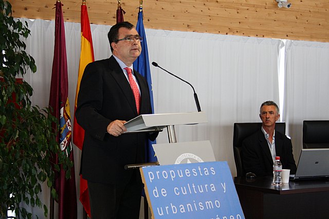 El consejero José Ballesta clausura la III Jornada sobre la Fachada Marítima de La Azohía - 1, Foto 1