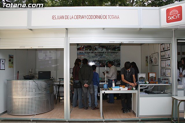 El IES Juan de la Cierva de Totana particip con un stand en la X Semana de la Ciencia y la Tecnologa de la Regin - 1