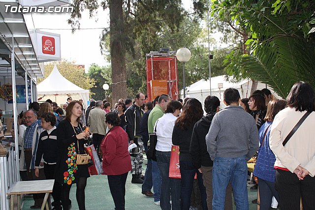 El IES Juan de la Cierva de Totana particip con un stand en la X Semana de la Ciencia y la Tecnologa de la Regin - 8